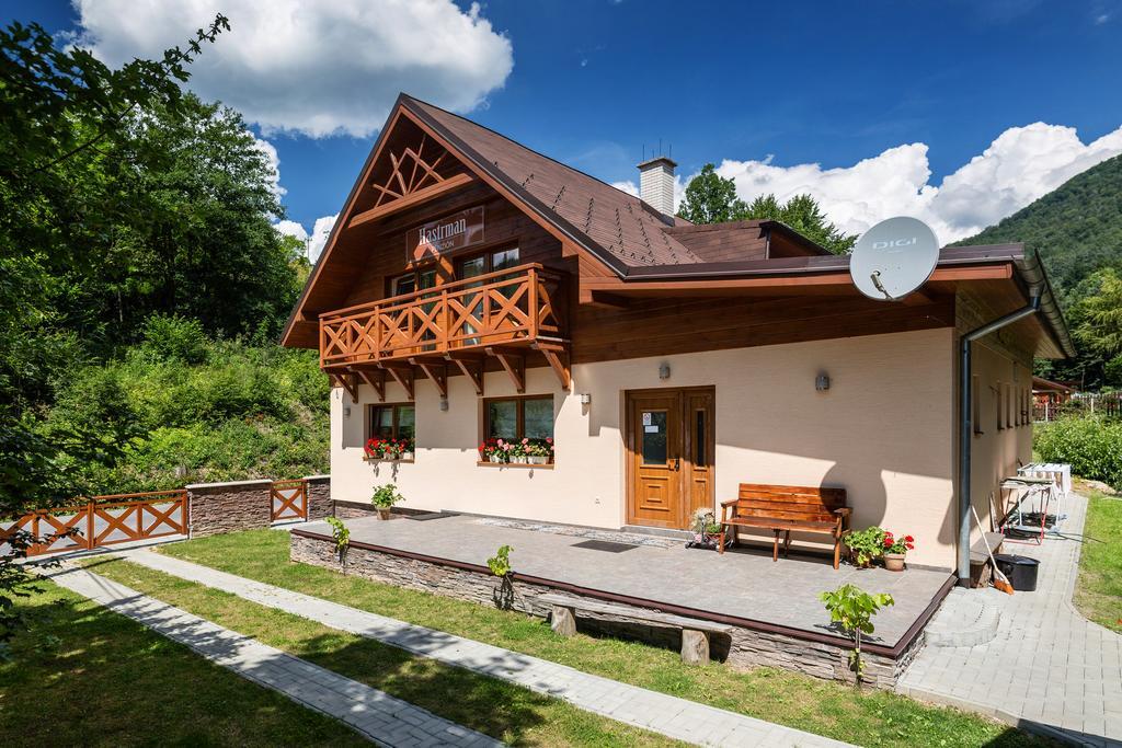 Penzion Hastrman Banska Bystrica Luaran gambar